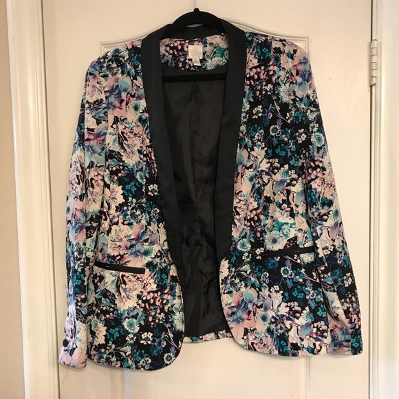 LC Lauren Conrad Jackets & Blazers - LC Lauren Conrad size 16 floral blazer